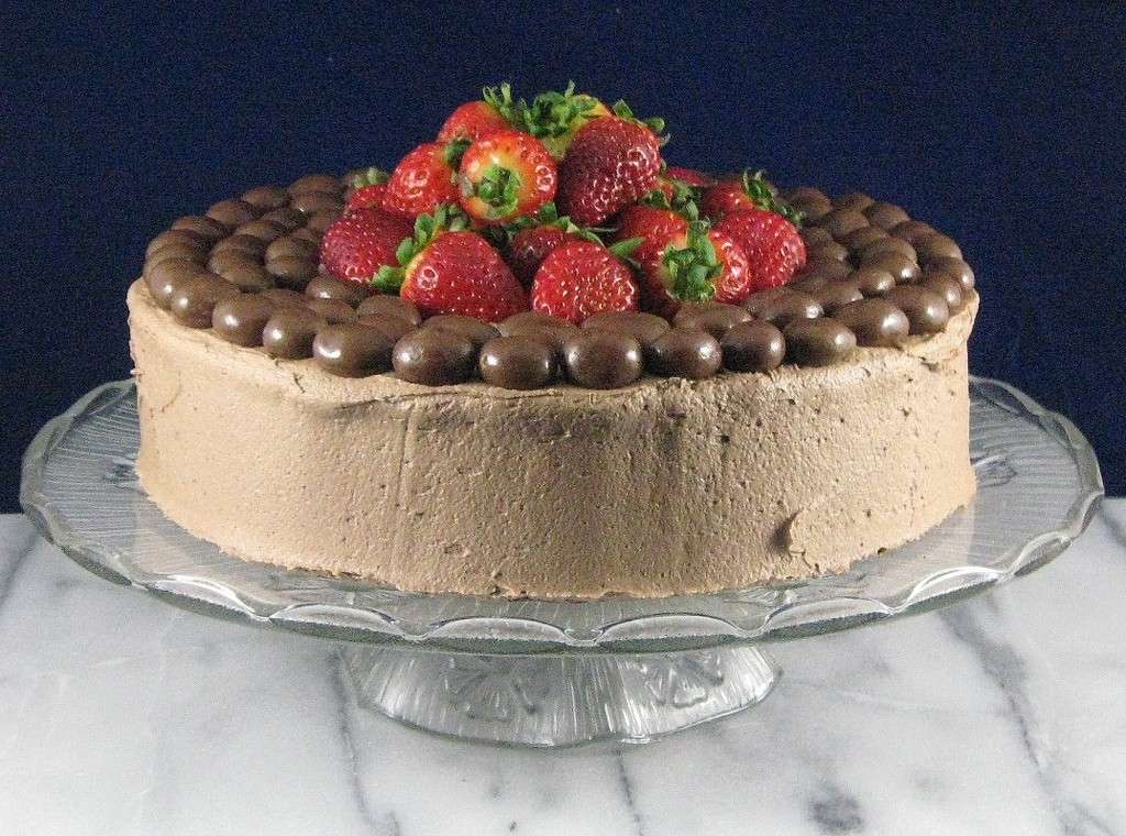 Decorazione torta al cioccolato facile