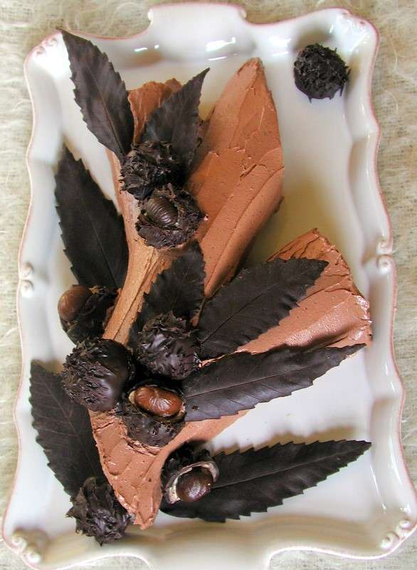 Decorazione tronchetto al cioccolato