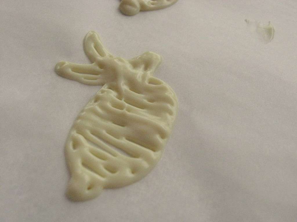 Decorazioni di cioccolato tipo filigrana