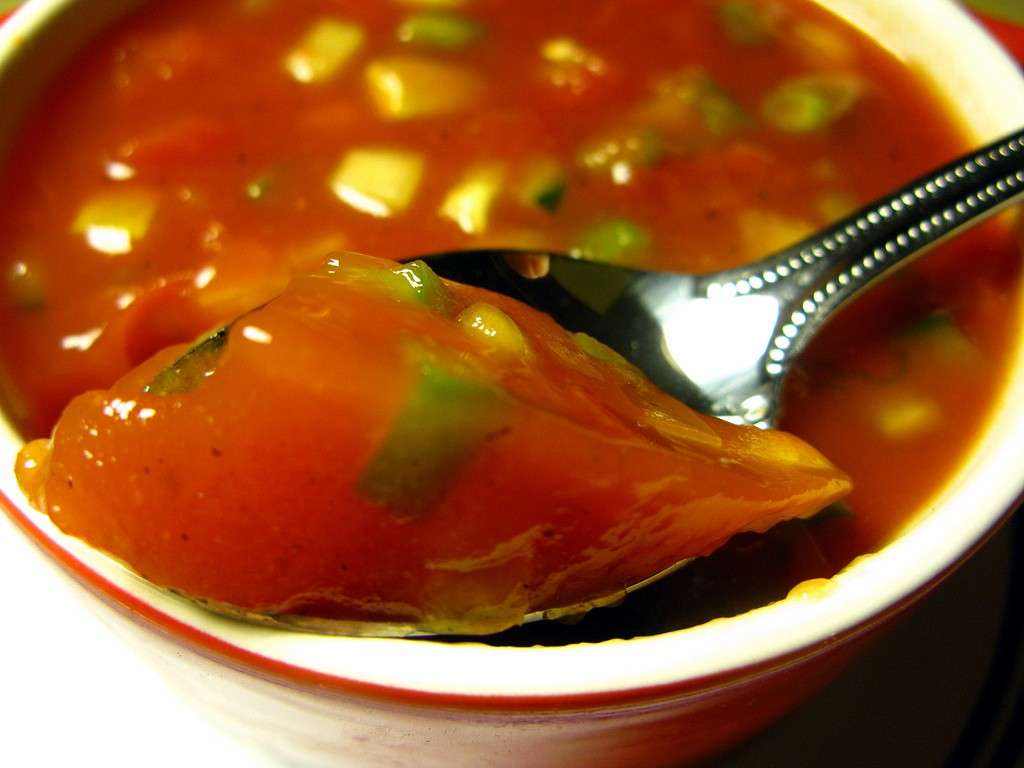 Gelatina di gazpacho: piatto estivo