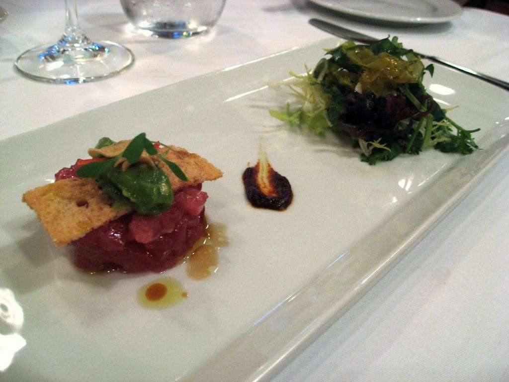Secondi piatti estivi: tartare di tonno