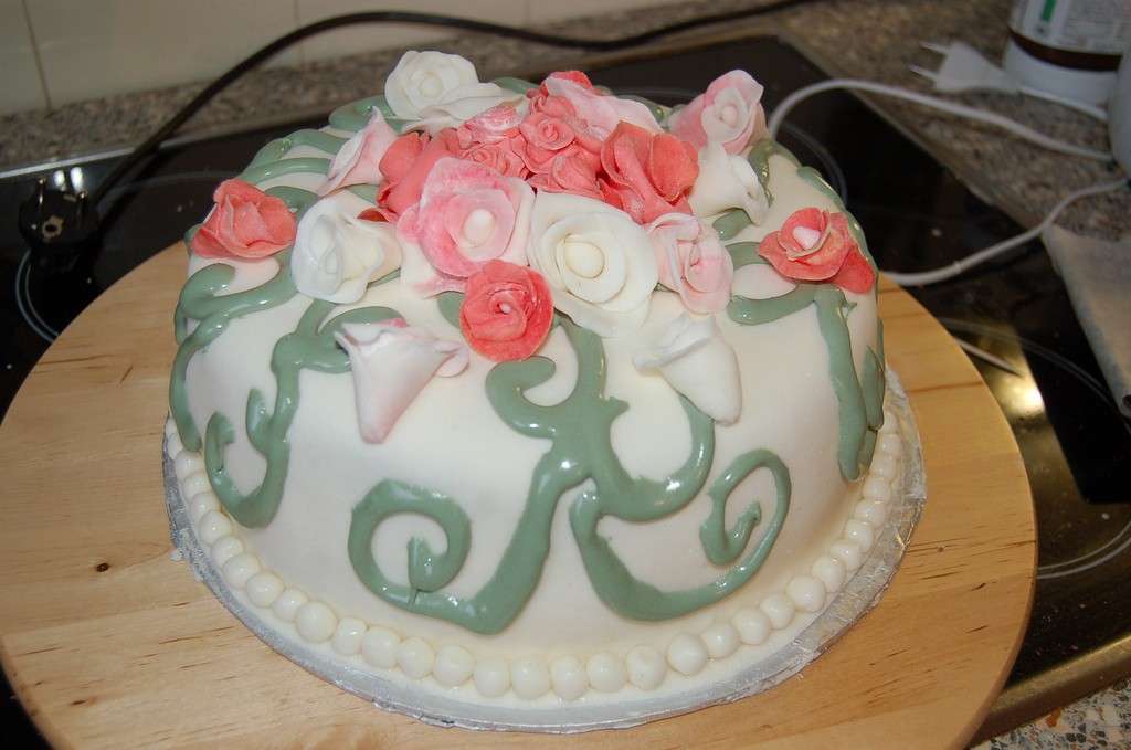 Torte di compleanno in pasta di zucchero