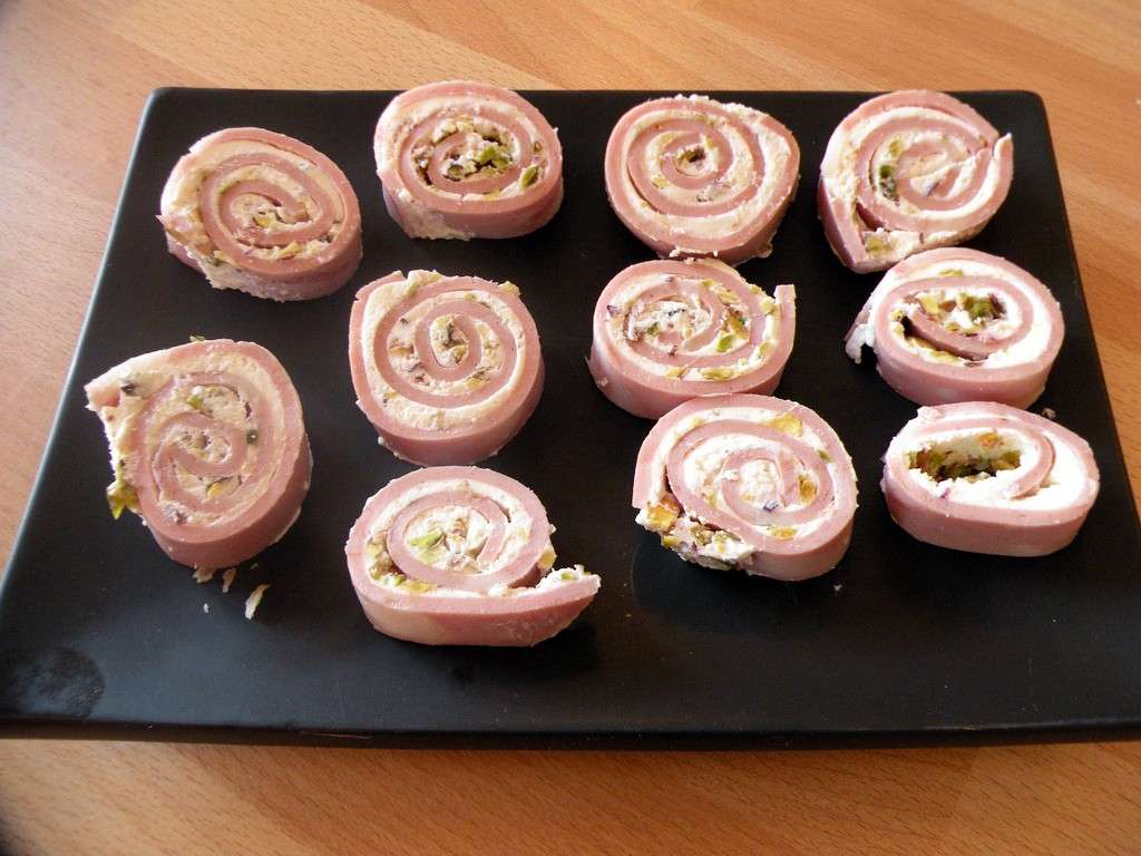 Girelle di mortadella