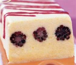 Semifreddo al miele decorato