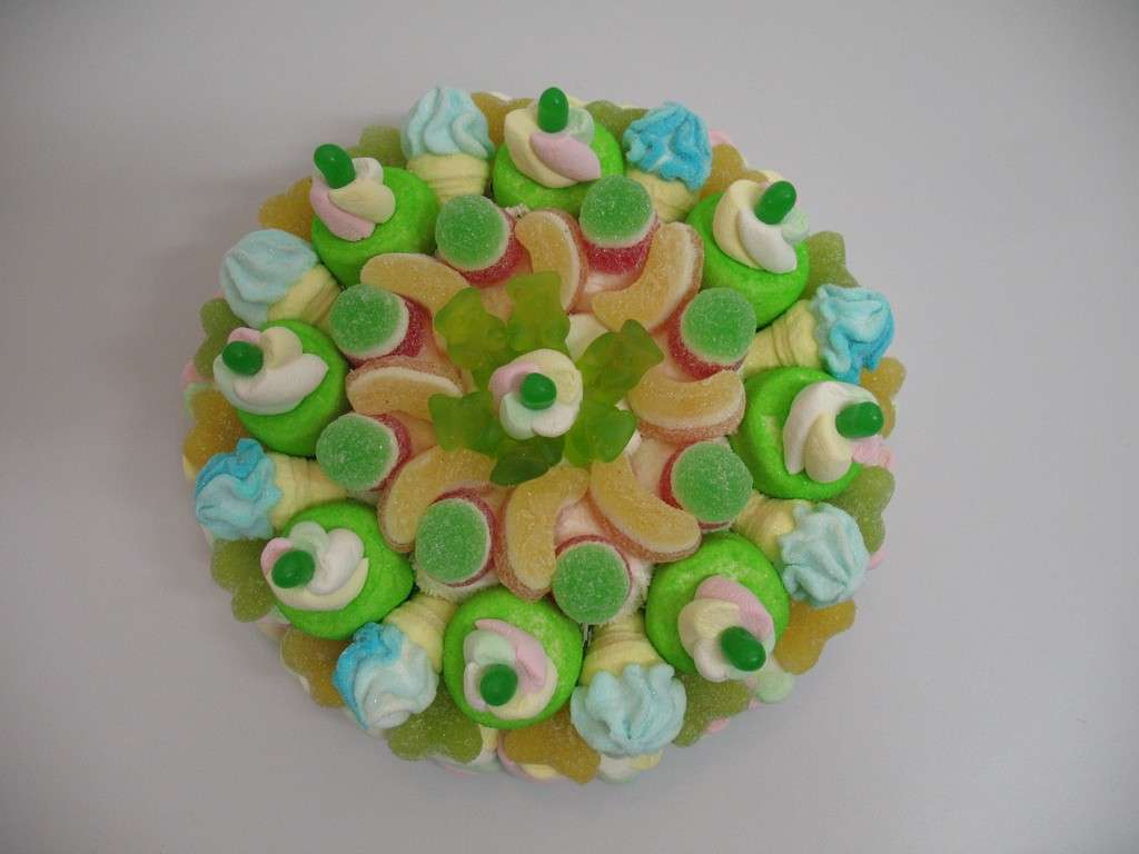 Torta caramelle gommose verde