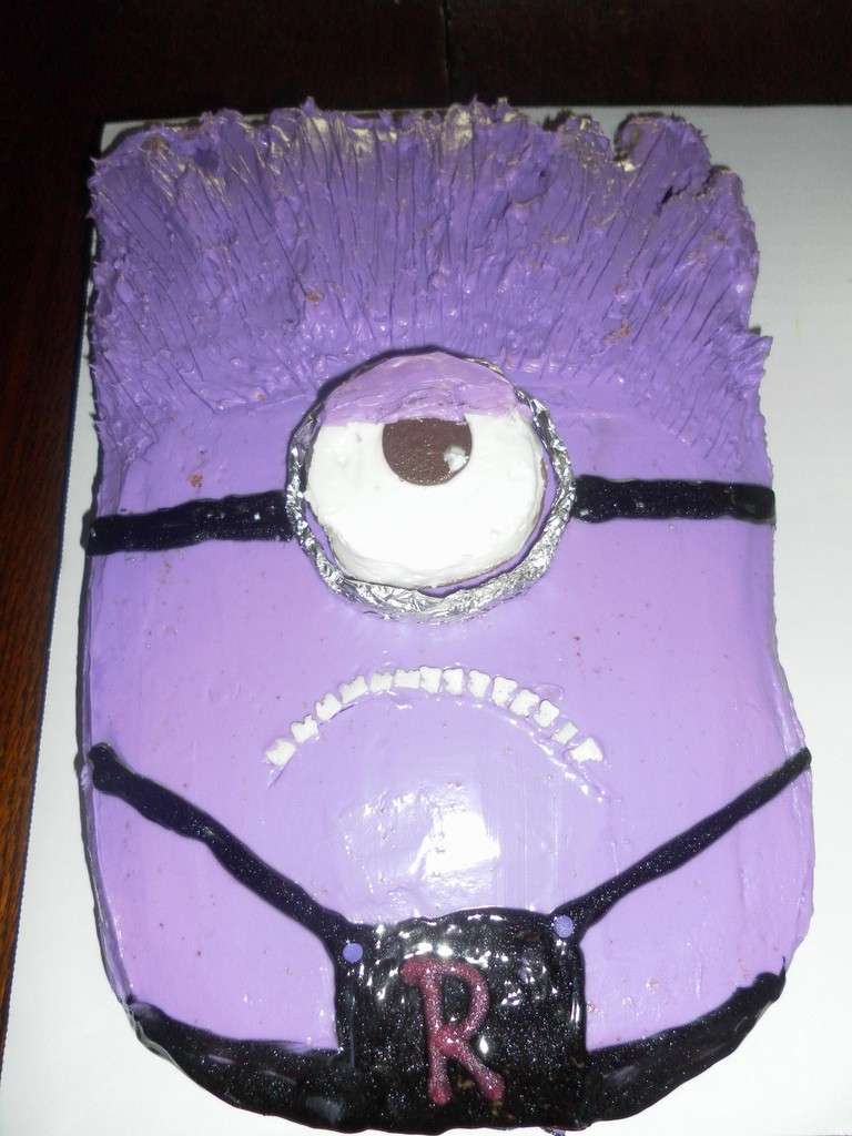 Torta Cattivissimo me, minion cattivo