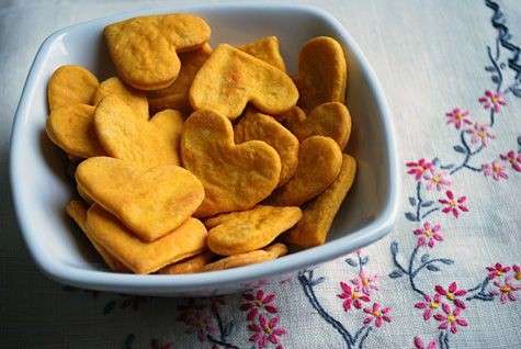 Cracker a forma di cuore con patate
