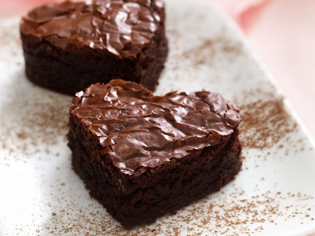 Dolci brownies a forma di cuore