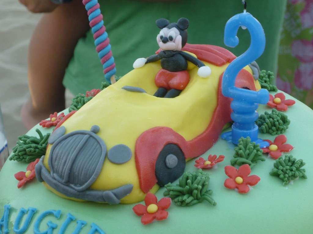 Auto di Topolino per decorazione