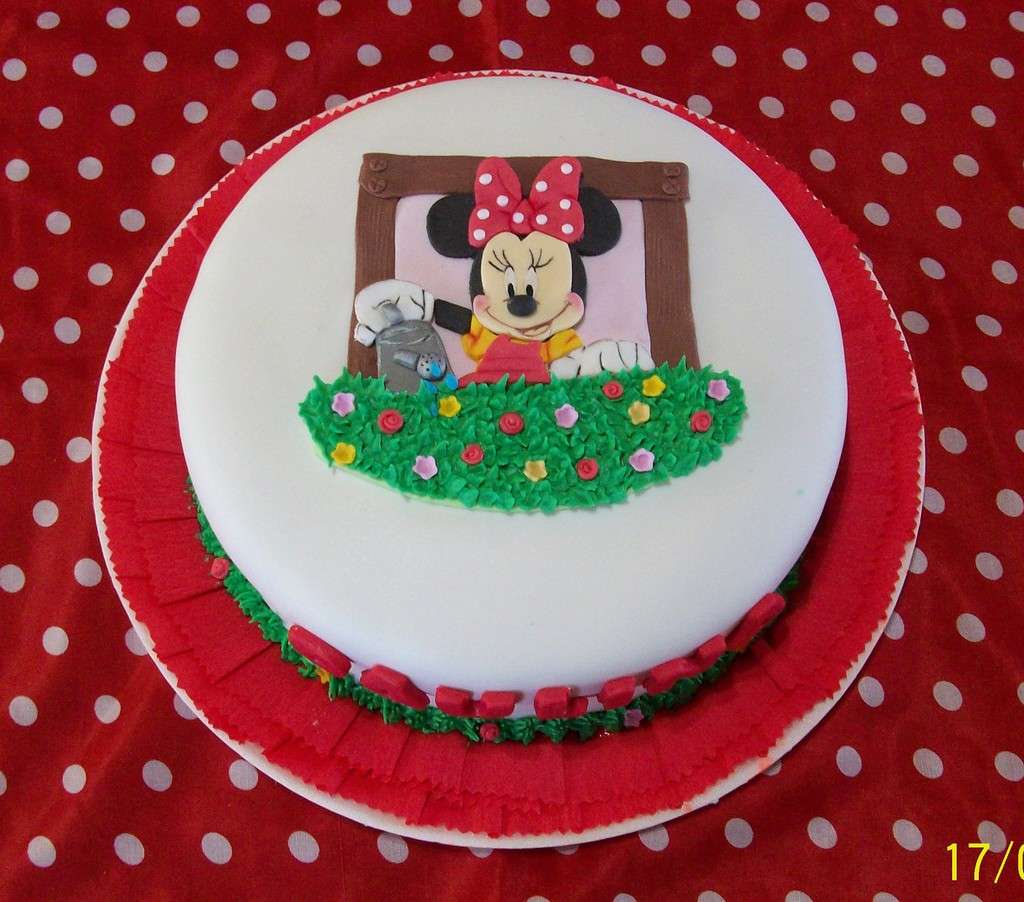 Decorazione primaverile per la Minnie's cake