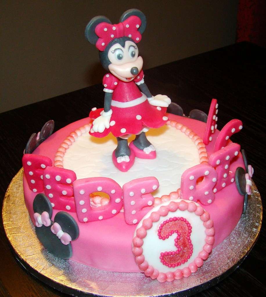 Minnie in cioccolato plastico