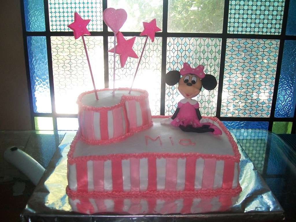 Minnie in pasta di zucchero