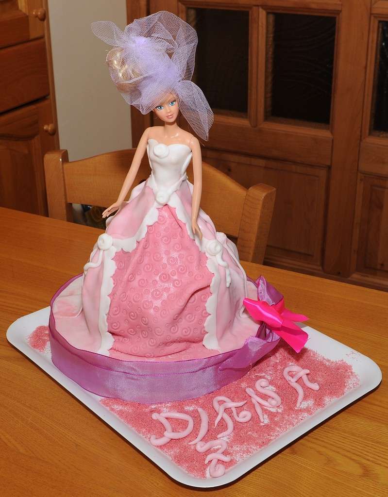 Torta rosa di Barbie