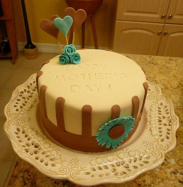 Torta per festa della mamma con scritta