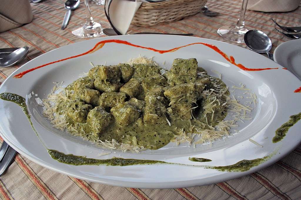 Gnocchi di quinoa con pesto