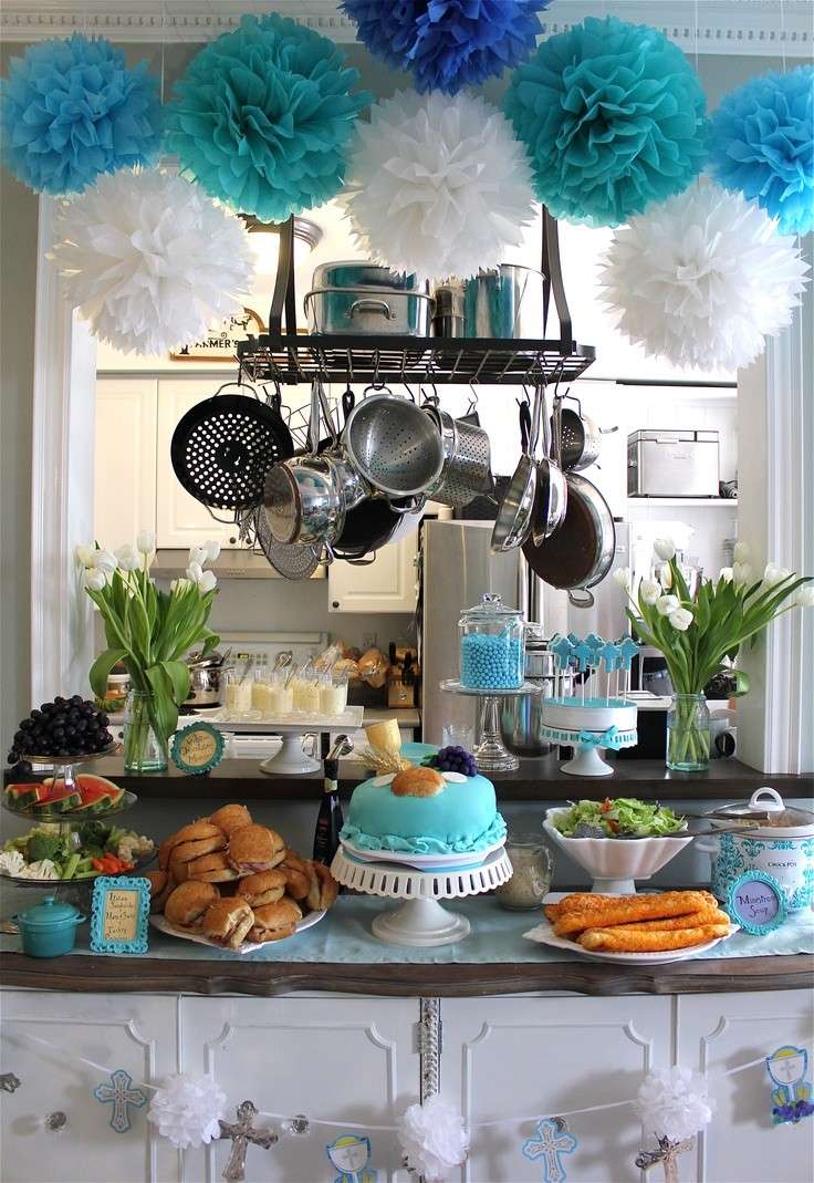 Tavolo buffet per prima Comunione