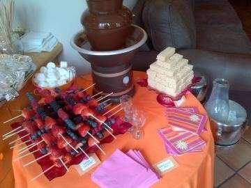 Tavolo della frutta per buffet Comunione
