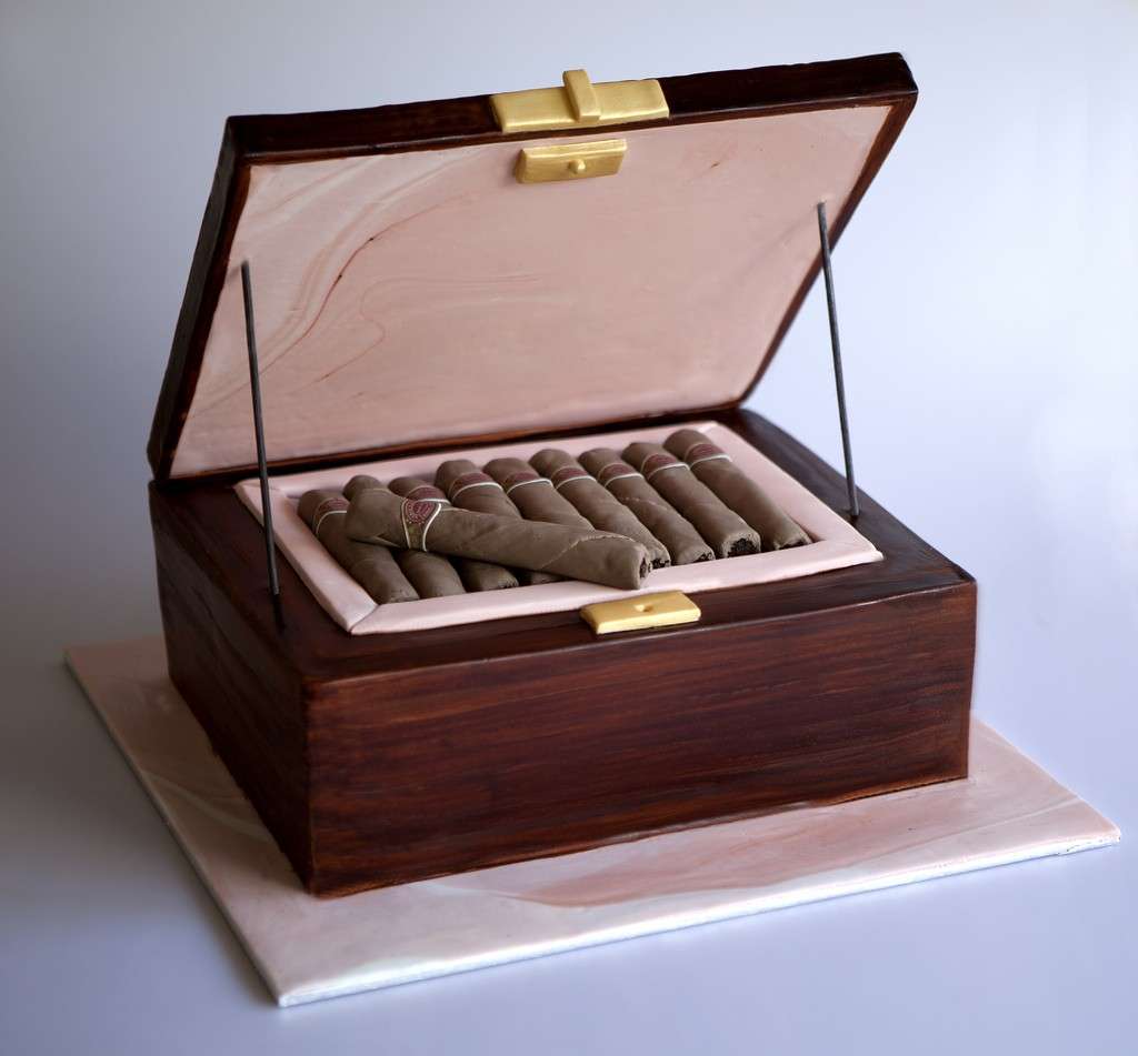 Cigar box come torta