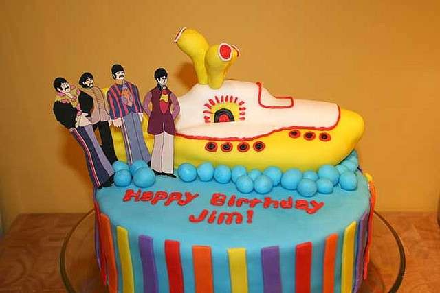 Torta per fan dei Beatles