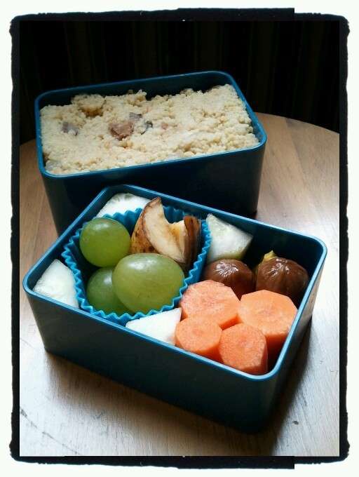 Cous cous, frutta e verdura per pranzo