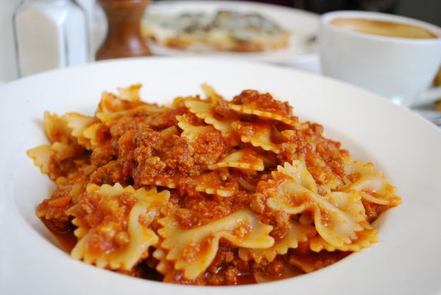 Pasta al ragù vegetariano