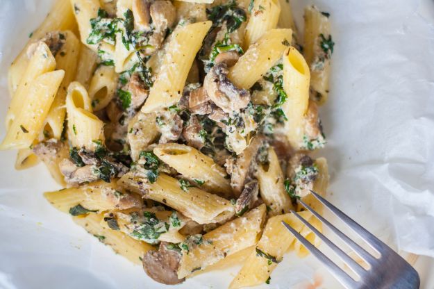 pasta con i funghi al forno