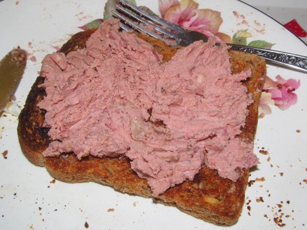 paté rosso di sardine