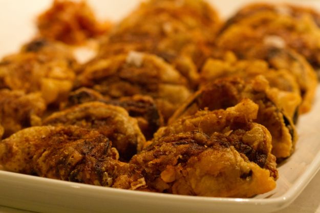 Petto di pollo con rosti di cipolle al forno