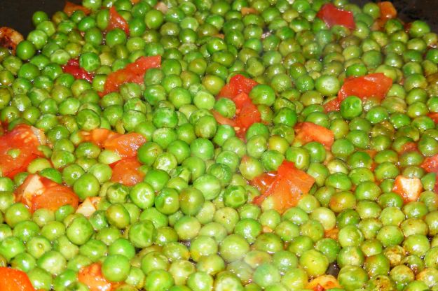 Piselli al pomodoro