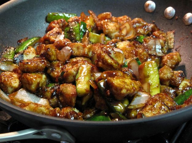 pollo e zucchine saltati