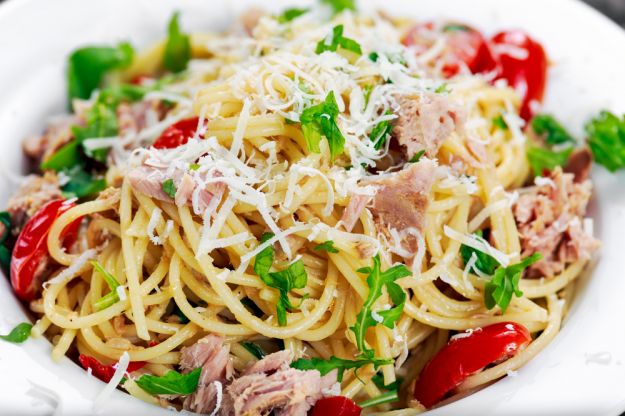 pasta fredda con salmone