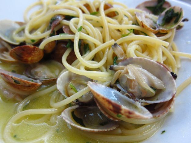 Spaghetti alle vongole veraci