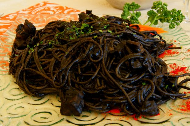 Spaghetti al nero di seppia