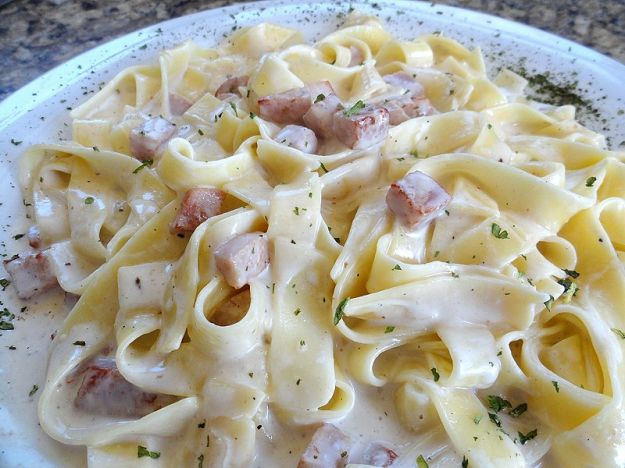tagliatelle al prosciutto crudo 1