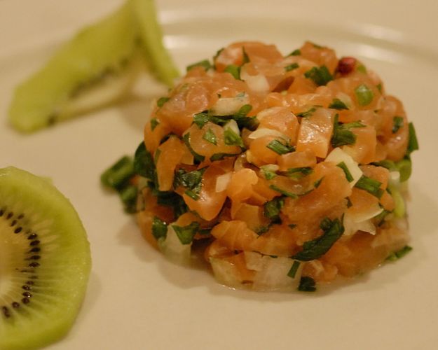Tartare di salmone all’aneto
