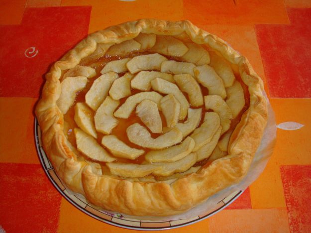Torta di mele con pasta sfoglia