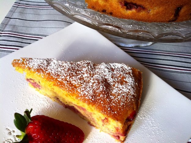 Torta soffice di fragole