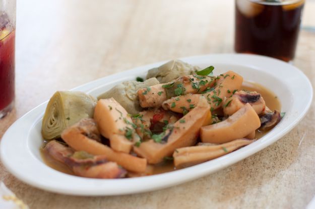 totani o calamari con carciofi