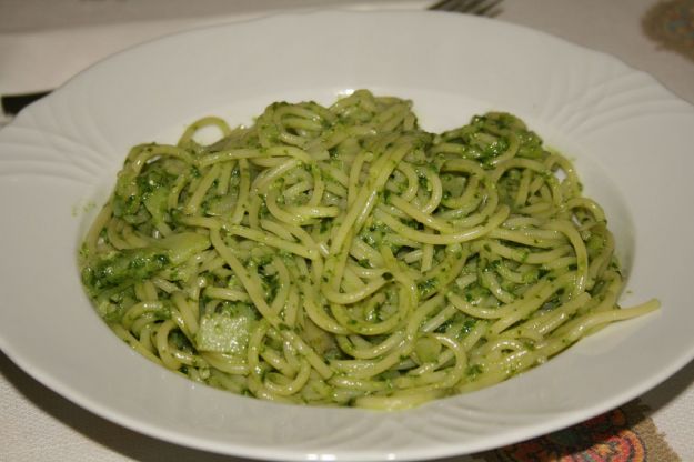 Trenette al pesto con patate e fagiolini