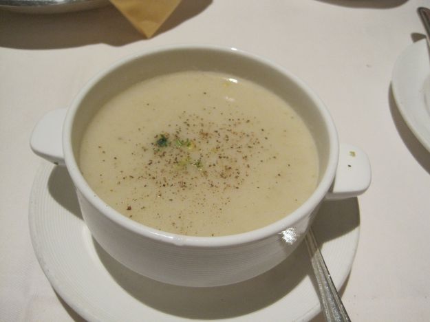vellutata di funghi e fagioli