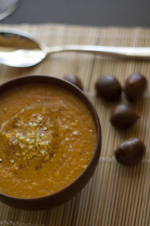 Vellutata di zucca e castagne