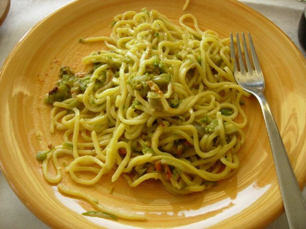 Vermicelli ai fiori di zucca