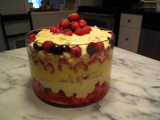 Zuppa inglese alla frutta