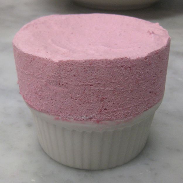 souffle ghiacciato ai lamponi