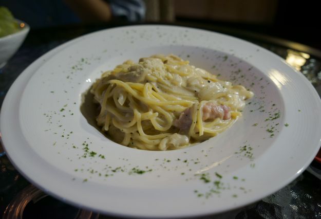 spaghetti provola e mozzarella