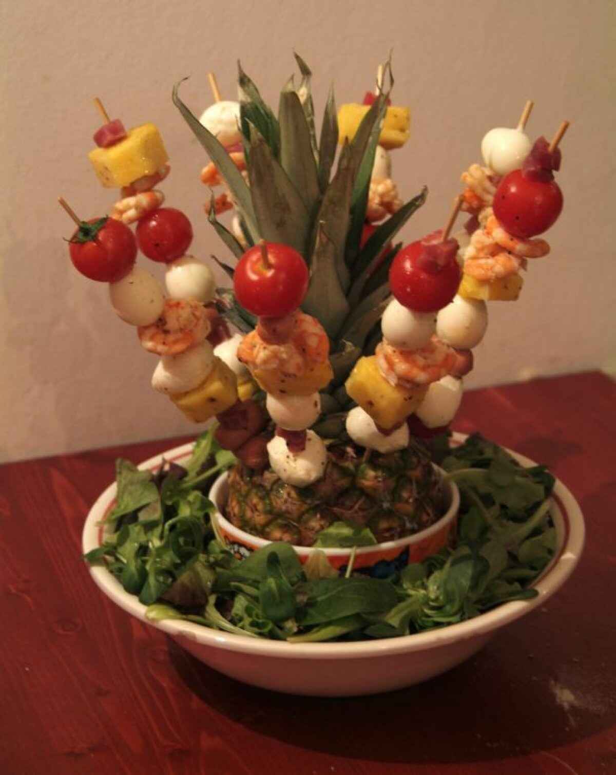 Spiedini di uova di quaglia e pomodorini