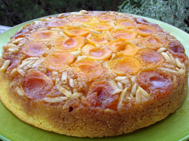 torta alle albicocche rovesciata