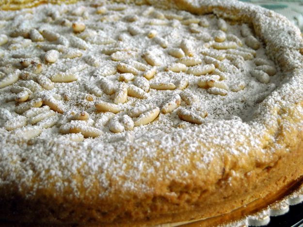 torta con pinoli