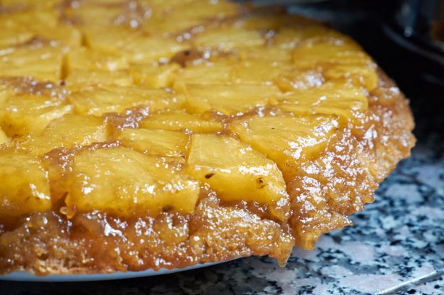 torta di riso e ananas caramellato