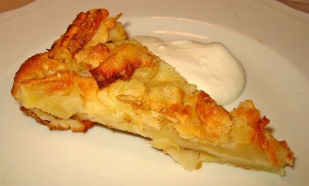 torta morbida di mele e mandorle